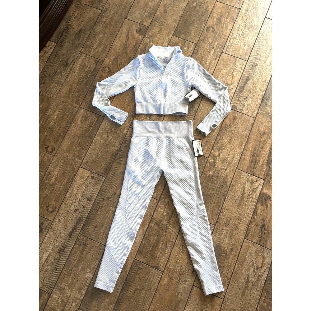 Women's White Textured Zip-Front Crop Jacket & High-Waist Leggings Set
